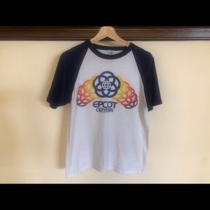 VTG 1982 Epcot tee, Size L